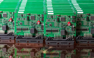 Omini specializes in Quick Turn PCB assembly, ensuring fast, reliable, and high-quality production.