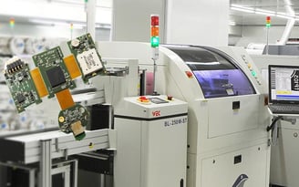 Omini ensures precise Flex PCB assembly processes for flexible, reliable, and high-quality results.