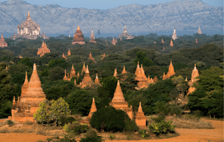 Templos budistas en Bagan, Myanmar (Birmania)
