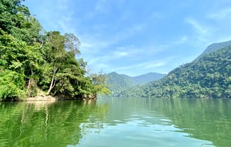 Ba Be lake