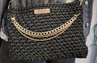 Sac à main fait au crochet unique personnalisé style fait main France artisan tendance  Sacs a main 