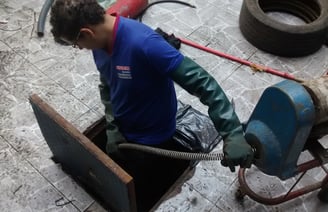 desentupimento com caixa de gordura