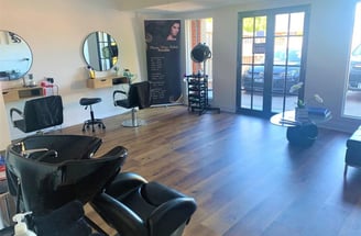 mona-hair-salon-in-point-cook