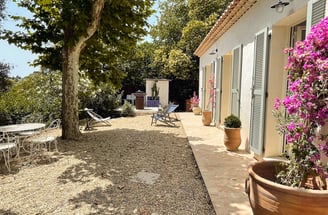 Bastide La Courlette Marseille : Maison de vacances haut de gamme, vue panoramique en pleine nature