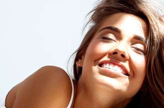 Garota sorrindo