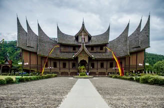 pakej padang minang village