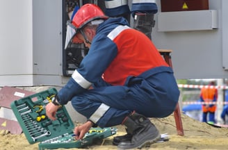 Servicios de mantenimiento preventivo para asegurar el rendimiento continuo de sistemas y equipos.