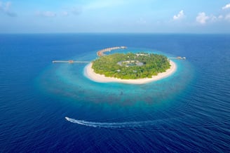 park-hyatt-maldives-drone-island-view-3