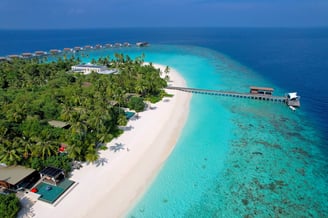 park-hyatt-maldives-drone-view-2