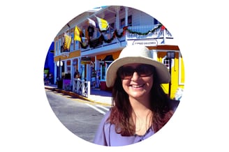 Elisa passeando em george town ilhas cayman