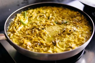 Gulai Jantung Pisang, um prato típico da culinária indonésia - Fonte: Food’n Road