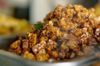 Tempeh Orek, um prato típico da culinária indonésia - Fonte: Food’n Road