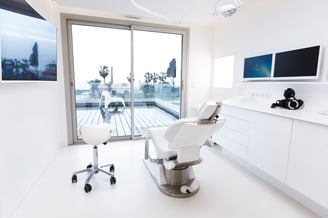 Clinica dentale moderna trattamenti dentali di qualità