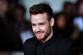 Liam Payne, ex-integrante do One Direction, faleceu aos 31 anos."