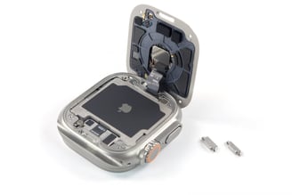 Apple Watch ultra opening