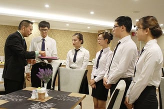  DU HỌC NGHỀ NHÀ HÀNG KHÁCH SẠN TẠI ĐỨC 2024: ĐIỀU KIỆN – CHI PHÍ – CƠ HỘI? Để có thể đi du học nghề