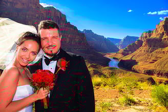 wedding couple at the grand canyon