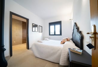 Casa rural hasta 11 personas. Finca alojamiento hasta 35 personas