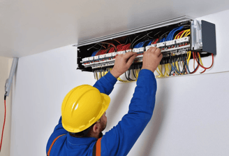 Electricistas profesionales: instalaciones, reparaciones, cableado, iluminación, mantenimiento eléct