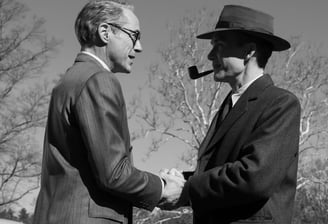 Robert Downey Jr et Cillian Murphy dans Oppenheimer, de Christopher Nolan