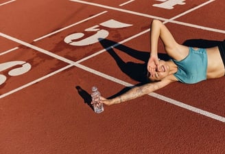 Como psicólogo esportivo, ajudo atletas a superar a ansiedade, medo e inseguranças em seu esporte.