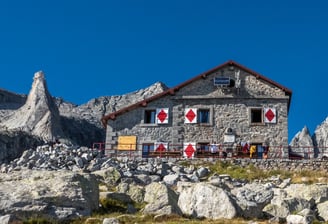 Rifugio Gianetti and Pizzo Badile
