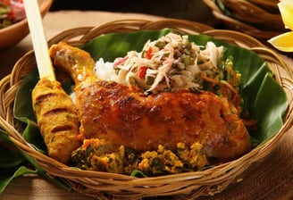 bali food tour: chicken betutu