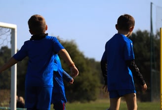 garçons de dos