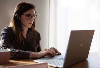 accompagnement entrepreneur : bras droit