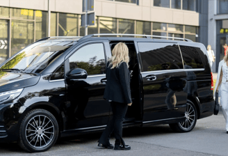 24/7 Birmingham airport transfers drop off