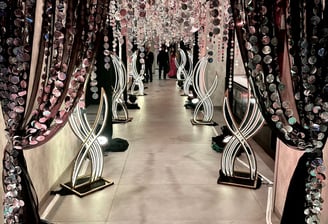 reception corridore decoration in black and white theme