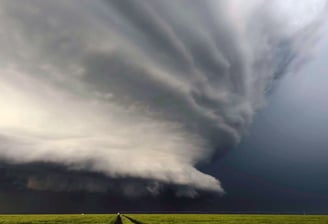 Massive storm cell moving across the plains
