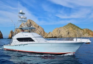 yate de pesca deportiva hatteras 60