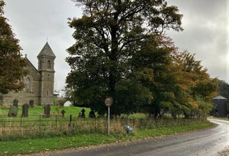 Ganton Road in Foxholes by Jonathan Clitheroe, CC BY-SA 2.0 <https://creativecommons.org/licenses/by-sa/2.0>, via Wikimedia C
