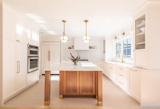 Interno ristrutturato da FCR Casa a Bergamo con finiture moderne