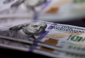100 dollars bills for minimum investment