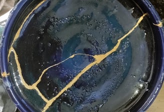 Kintsugi pottery repair in Amman – Join Gilgamesh for Creative Arts' unique cultural experience