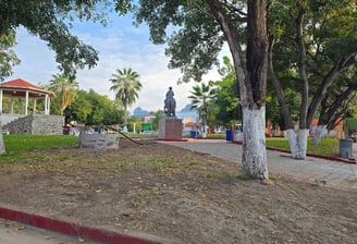 Plaza de El Limón de Papatzindán de Romero