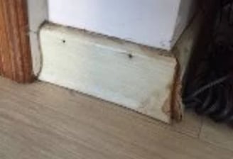 TROCA DE RODAPÉS DANIFICADOS
