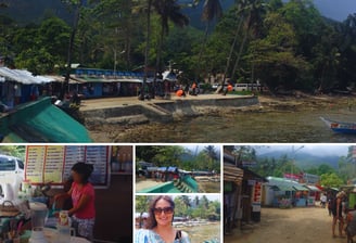Comércio local cercado por vegetação em Sabang.