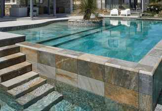 alt="piscine maroc"