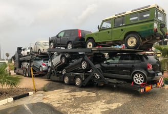 Auto- und Fahrzeugtransporte