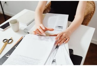 suivi de trésorerie assistante administrative déléguer bras droit dirigeant OBM