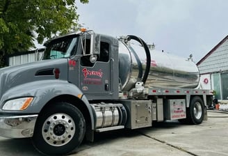 Pumping truck