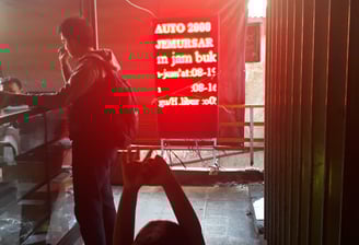 pembuat running teks jual running teks service running teks