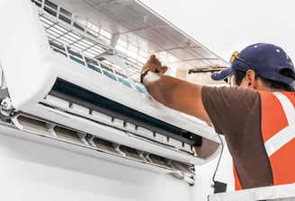 Servicio de reparación de aires acondicionados en Torrevieja