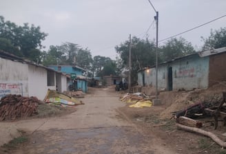 Main street of Dudga