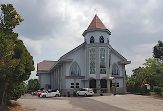 Gereja St. Bernardeth, Rangkui