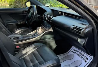 Dashboard, Console & Door Panel Treatment