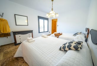 Casa rural hasta 19 personas. Finca alojamiento hasta 35 personas